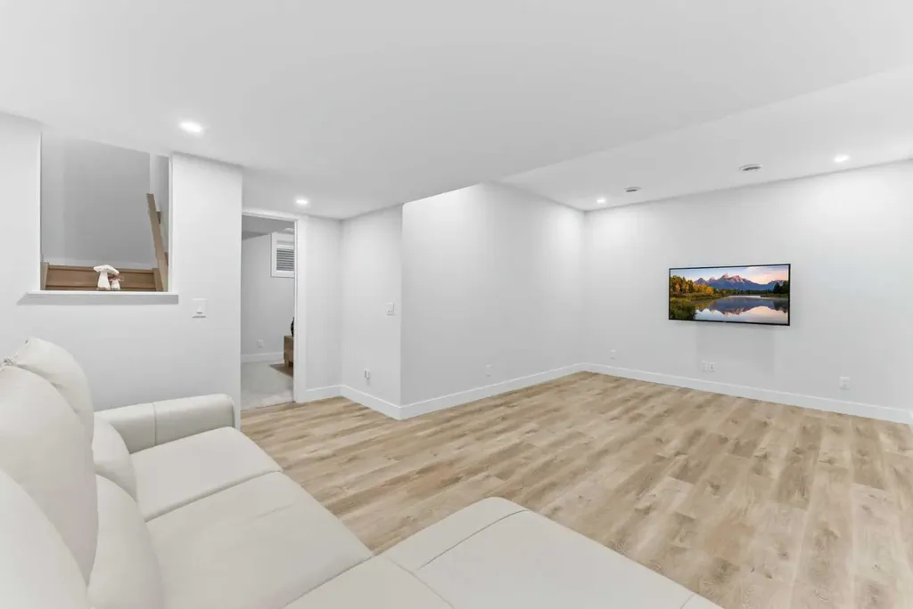 377 Magnolia Way SE Calgary AB T3M 3S6