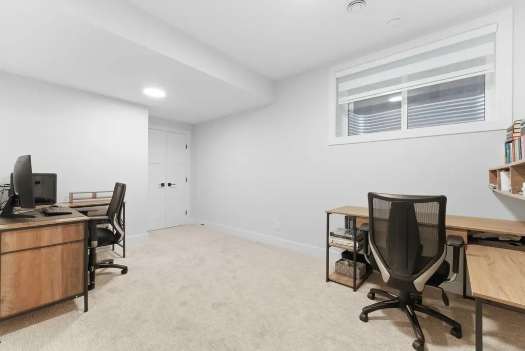 377 Magnolia Way SE Calgary AB T3M 3S6