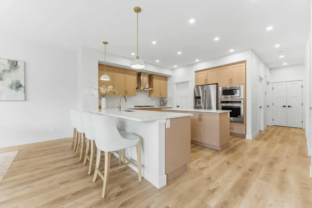 377 Magnolia Way SE Calgary AB T3M 3S6