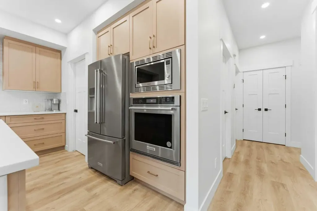 377 Magnolia Way SE Calgary AB T3M 3S6