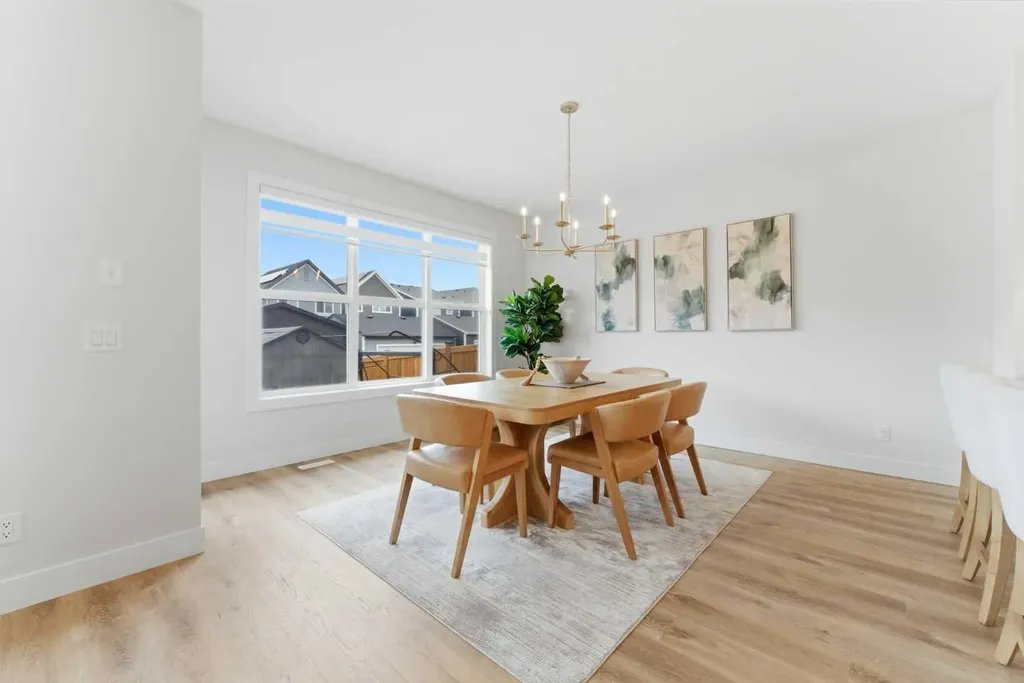 377 Magnolia Way SE Calgary AB T3M 3S6