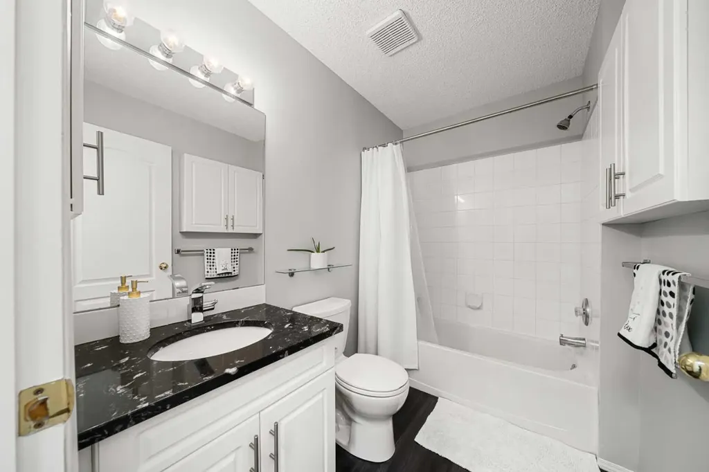 20 Sierra Morena Mews SW Calgary AB T3H 3K6