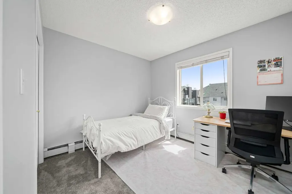 20 Sierra Morena Mews SW Calgary AB T3H 3K6