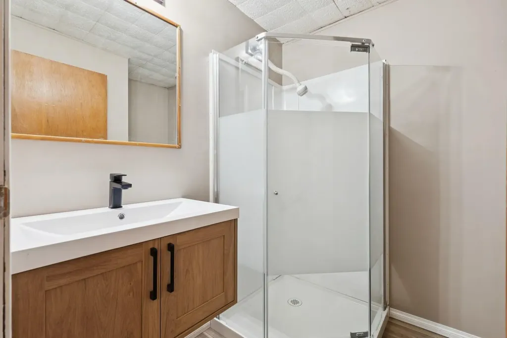 1288 Lake Sylvan Drive SE Calgary AB T2J 3C8