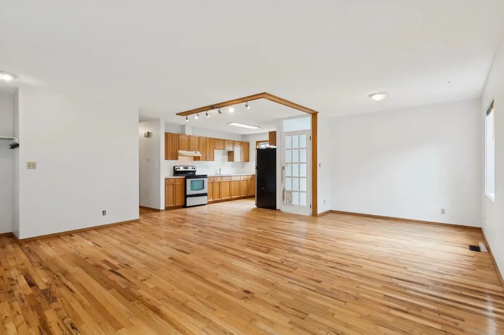 1288 Lake Sylvan Drive SE Calgary AB T2J 3C8