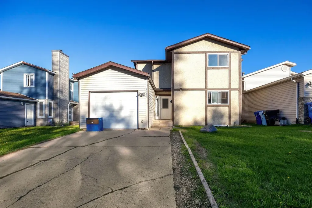1041 Timberline Drive Fort Mcmurray AB T9K 1A8