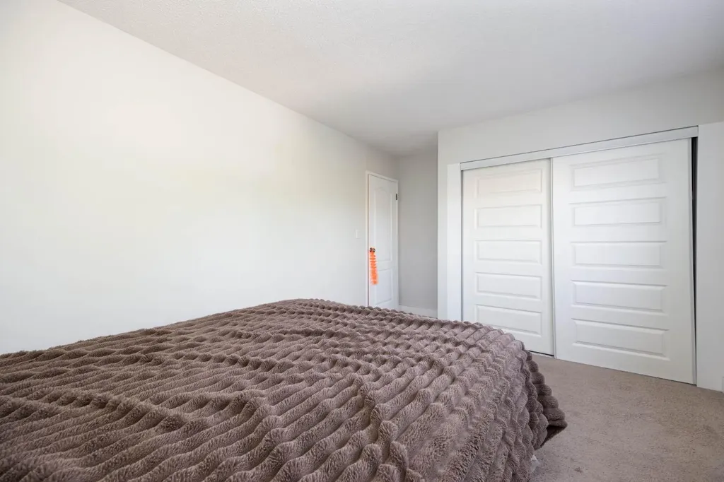 1041 Timberline Drive Fort Mcmurray AB T9K 1A8