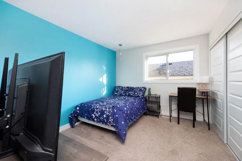 1041 Timberline Drive Fort Mcmurray AB T9K 1A8