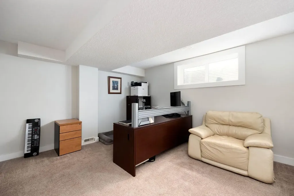 1041 Timberline Drive Fort Mcmurray AB T9K 1A8