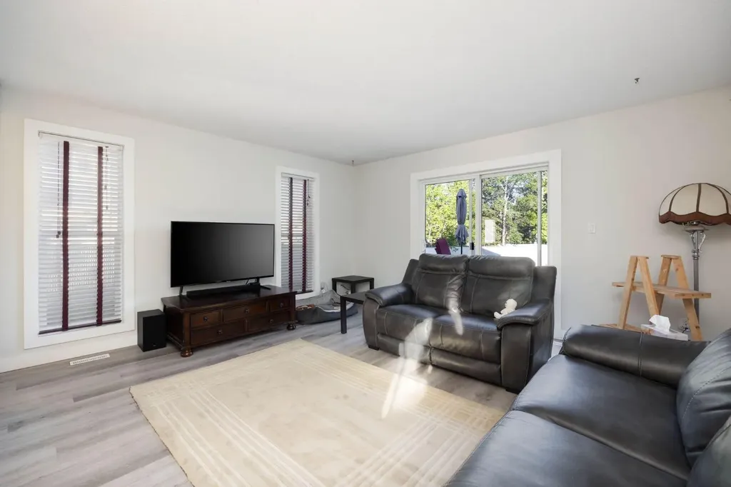 1041 Timberline Drive Fort Mcmurray AB T9K 1A8