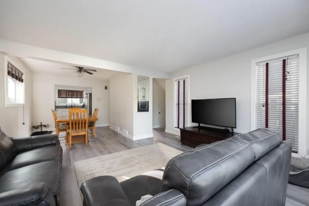 1041 Timberline Drive Fort Mcmurray AB T9K 1A8