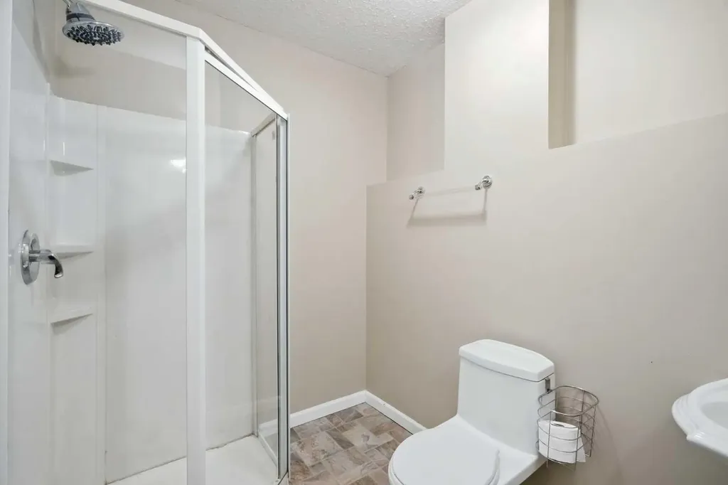 324 Mt Aberdeen Close SE Calgary AB T2Z 3N4