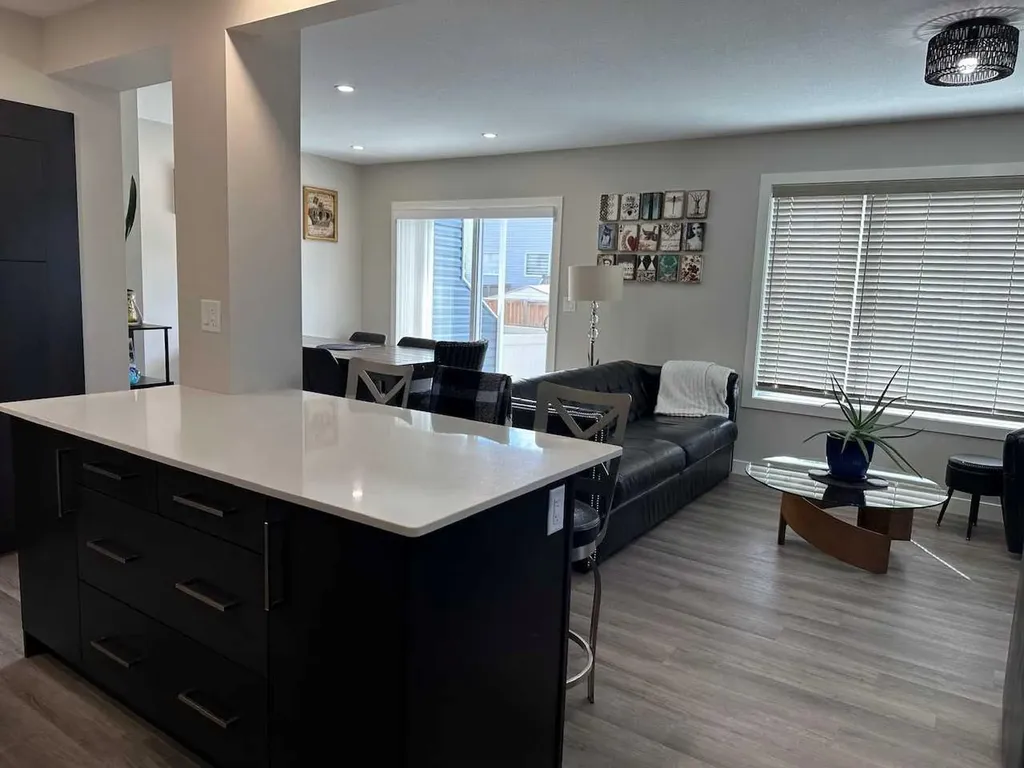 111 Golden Crescent Red Deer AB T4P 2S7