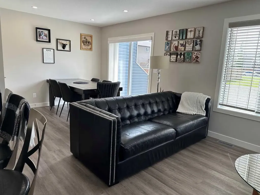 111 Golden Crescent Red Deer AB T4P 2S7