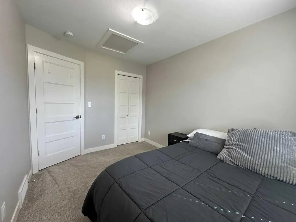 111 Golden Crescent Red Deer AB T4P 2S7