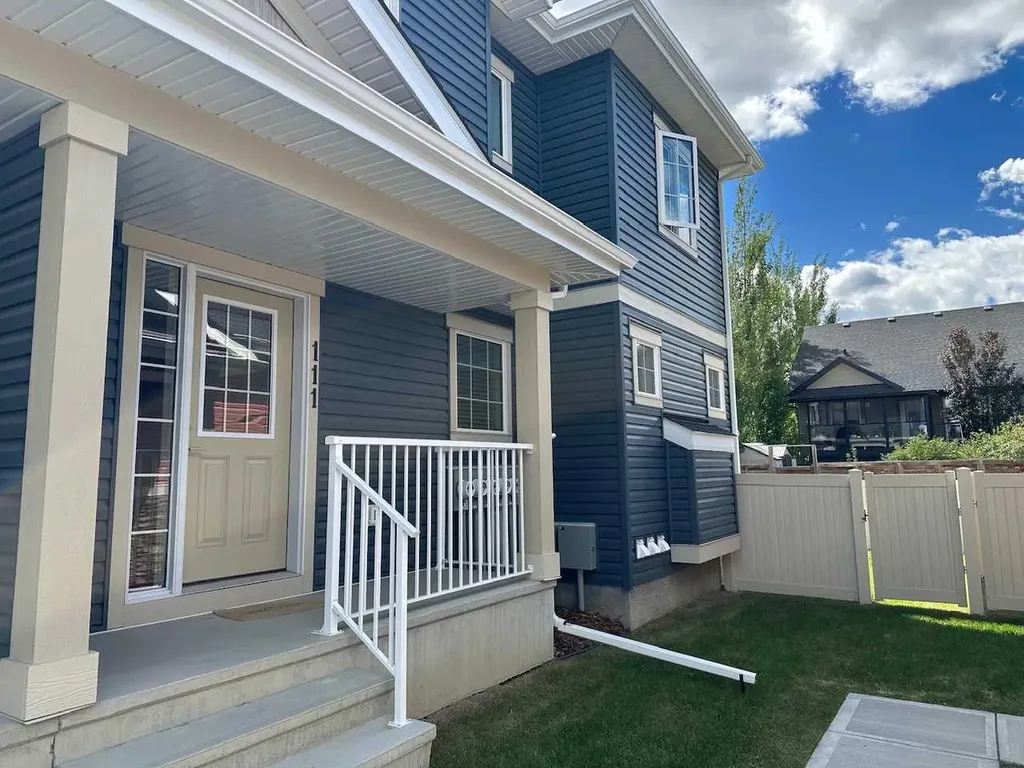 111 Golden Crescent Red Deer AB T4P 2S7