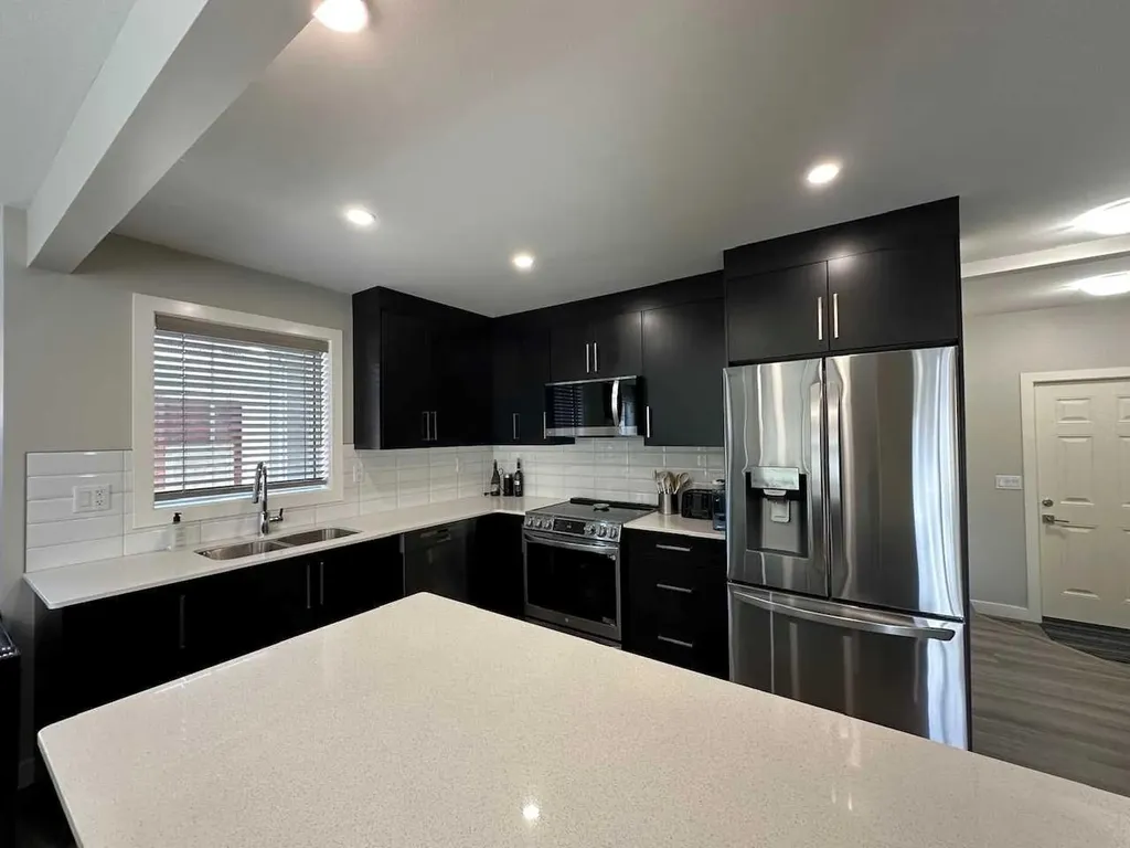 111 Golden Crescent Red Deer AB T4P 2S7