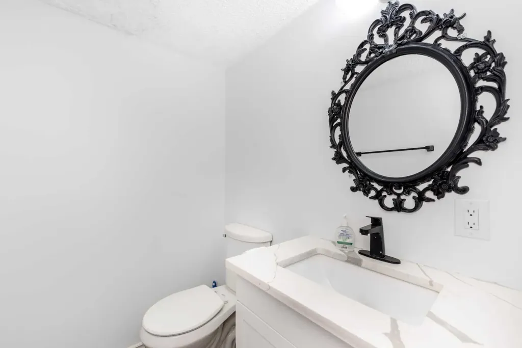 120 Whitefield Drive NE Calgary AB T1Y5X2