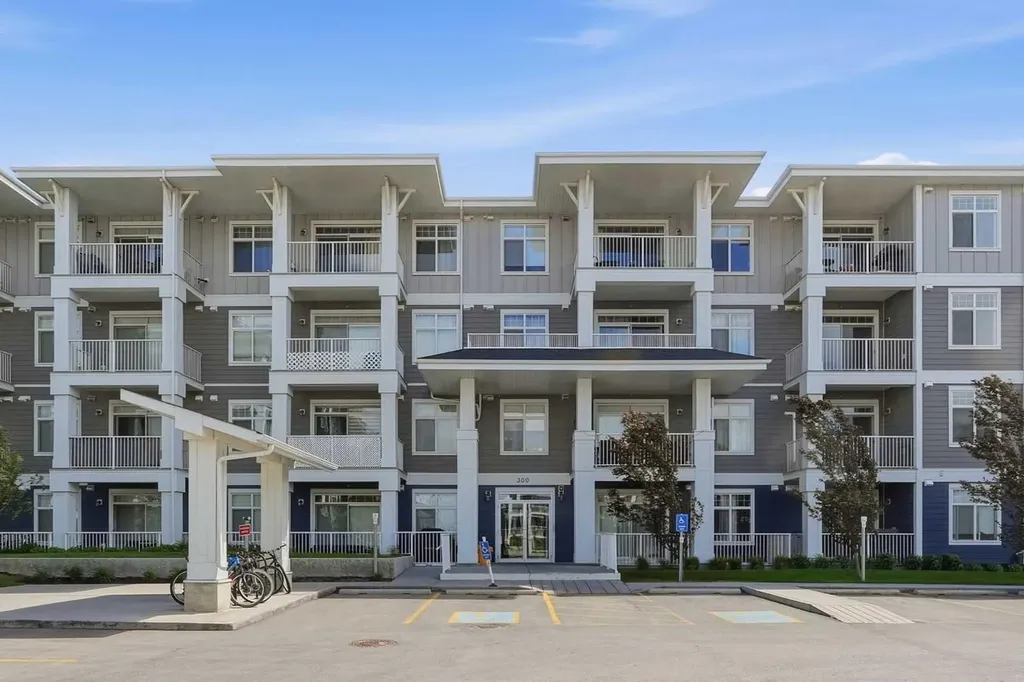 300 Auburn Meadows Common SE Calgary AB T3M 3E7