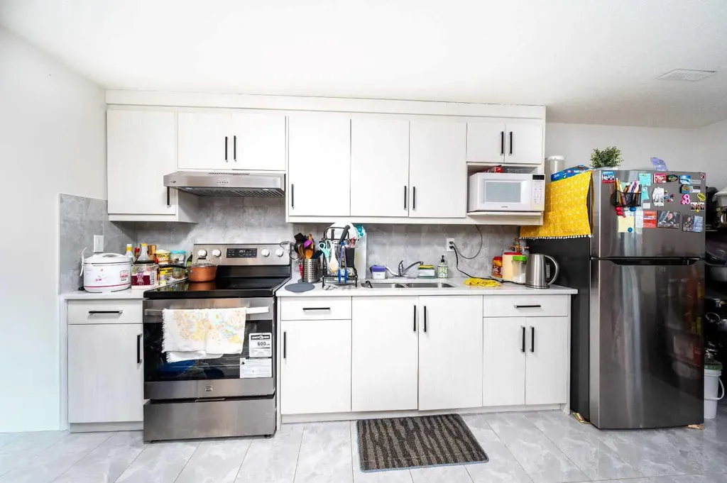 72 Faldale Close NE Calgary AB T3J1V9