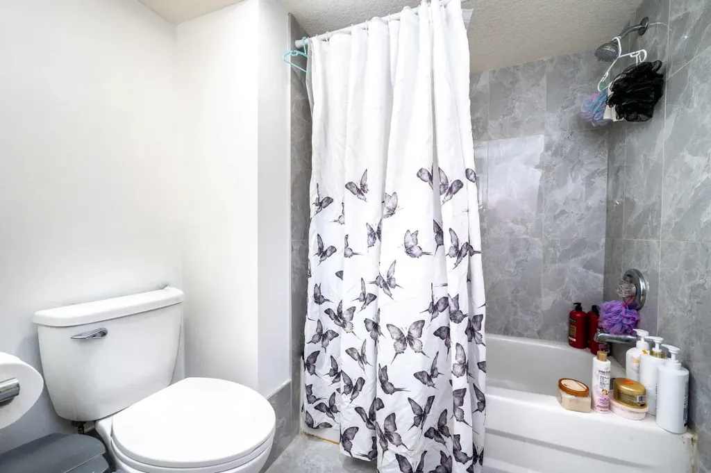 72 Faldale Close NE Calgary AB T3J1V9