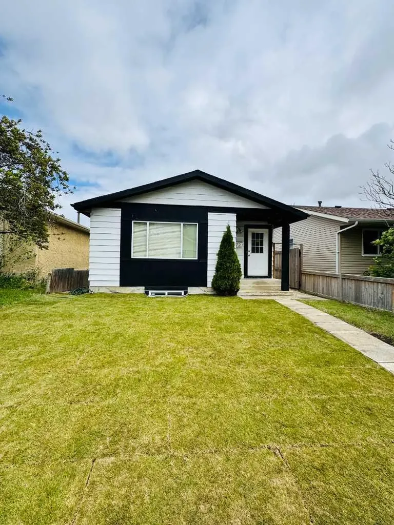 72 Faldale Close NE Calgary AB T3J1V9
