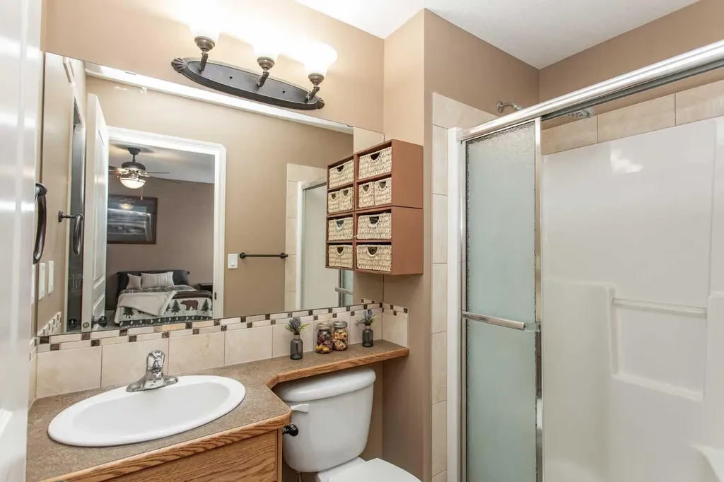 74 Pine Crescent Blackfalds AB T4M 0E2