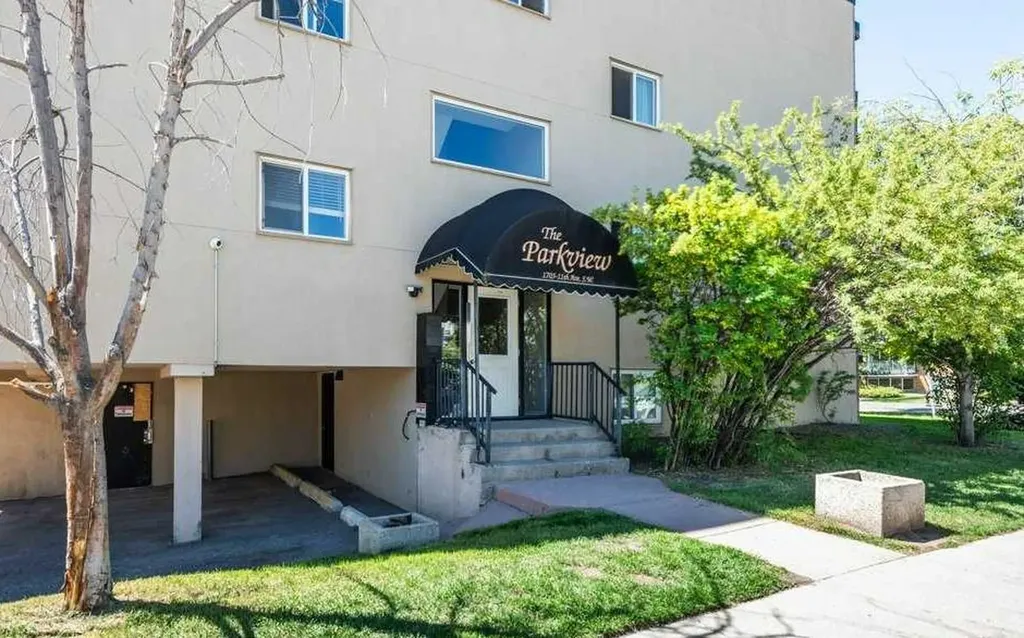 1703 11 Avenue SW Calgary AB T3K 1J5