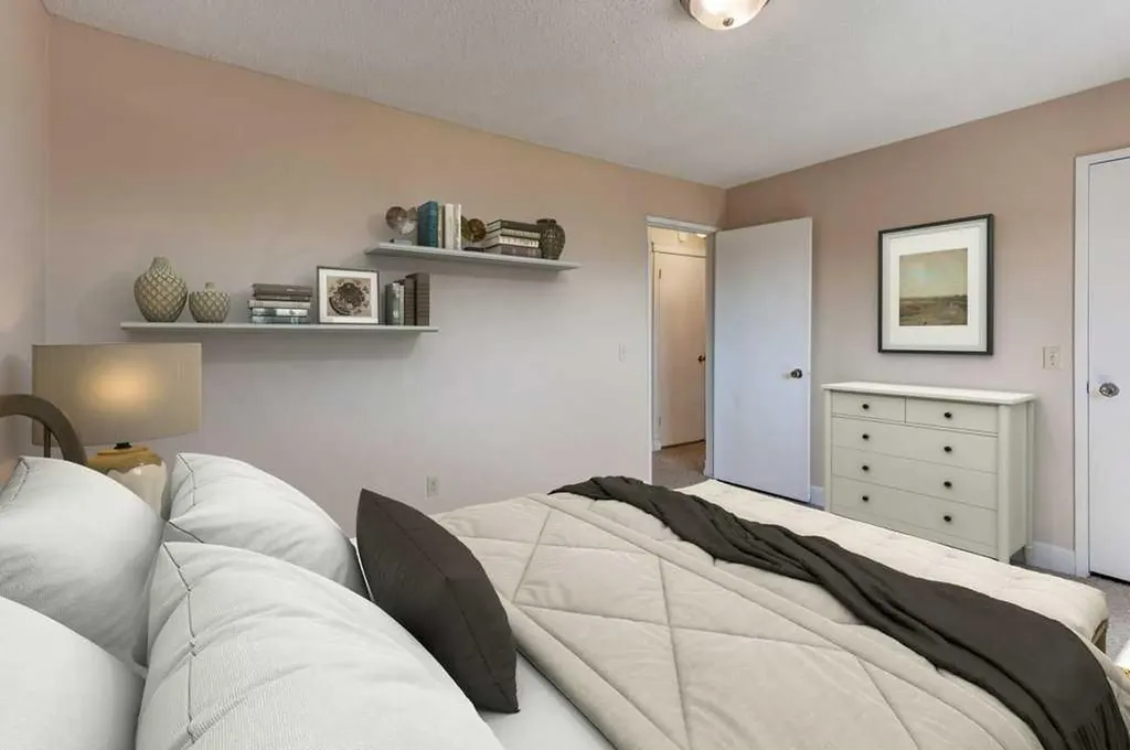 1703 11 Avenue SW Calgary AB T3K 1J5