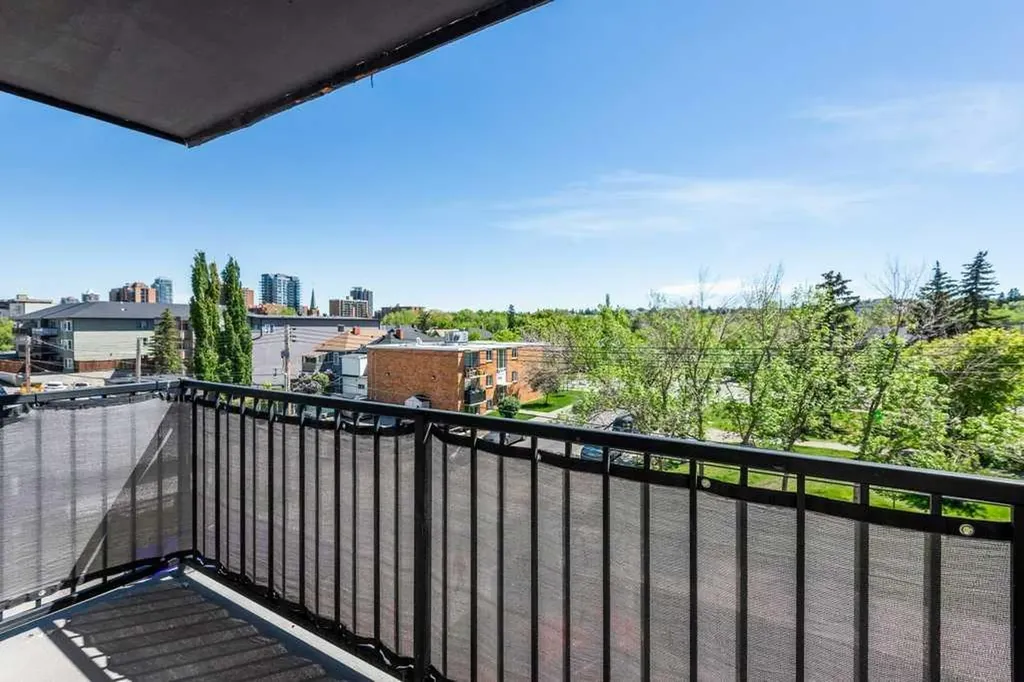 1703 11 Avenue SW Calgary AB T3K 1J5