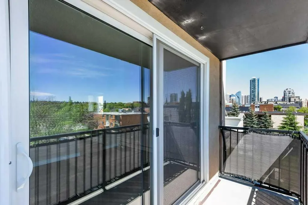 1703 11 Avenue SW Calgary AB T3K 1J5