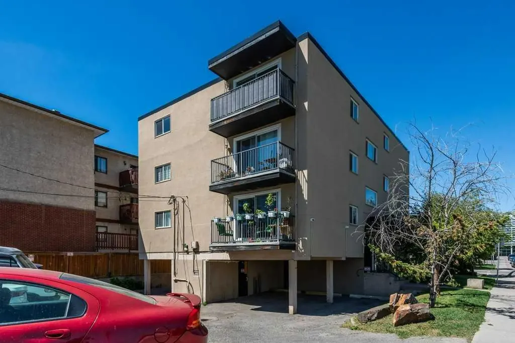 1703 11 Avenue SW Calgary AB T3K 1J5