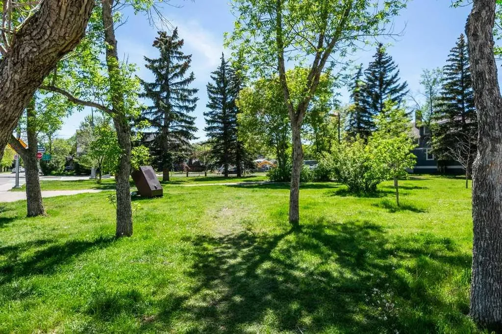 1703 11 Avenue SW Calgary AB T3K 1J5