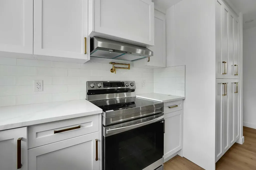 419 Acadia Drive SE Calgary AB T2J 0A9