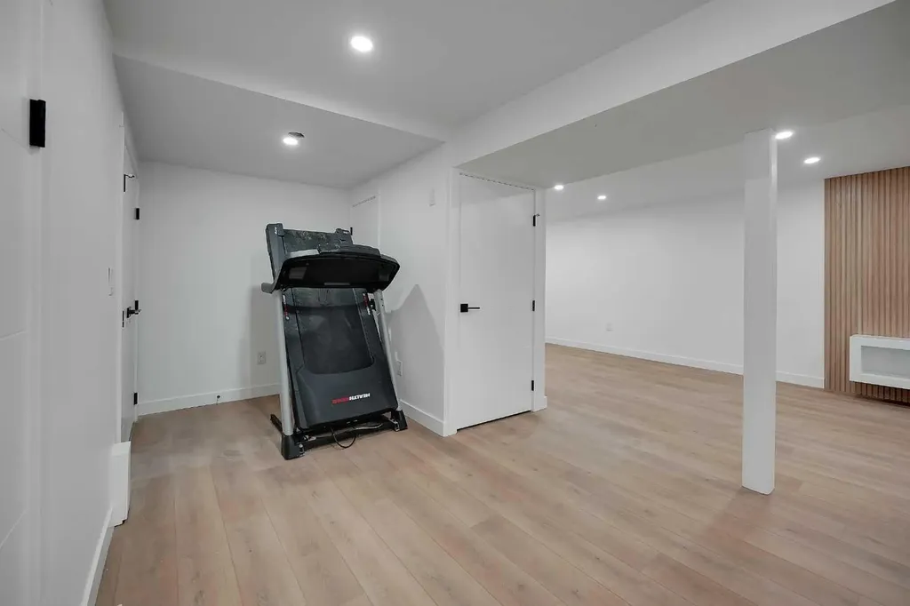 419 Acadia Drive SE Calgary AB T2J 0A9