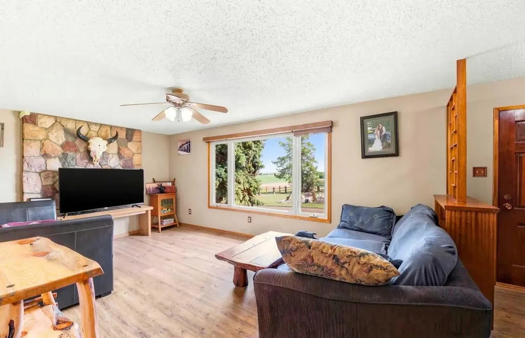 434080 Range Road 260 Rural Ponoka County AB T4J 1R2