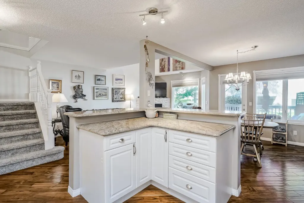 200 Sandstone Drive NW Calgary AB T3K4N7