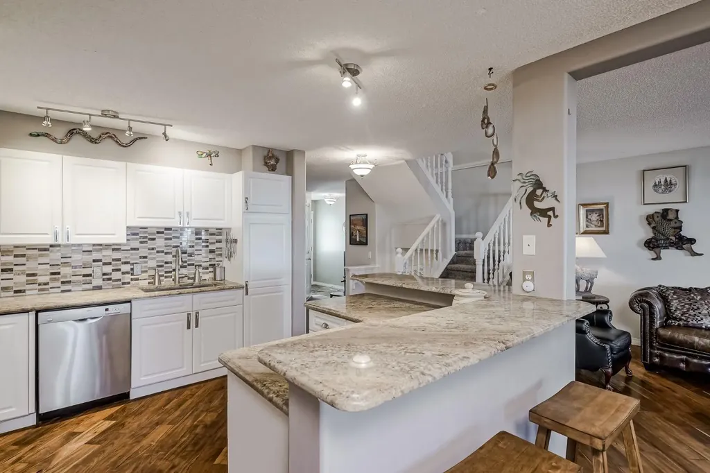 200 Sandstone Drive NW Calgary AB T3K4N7