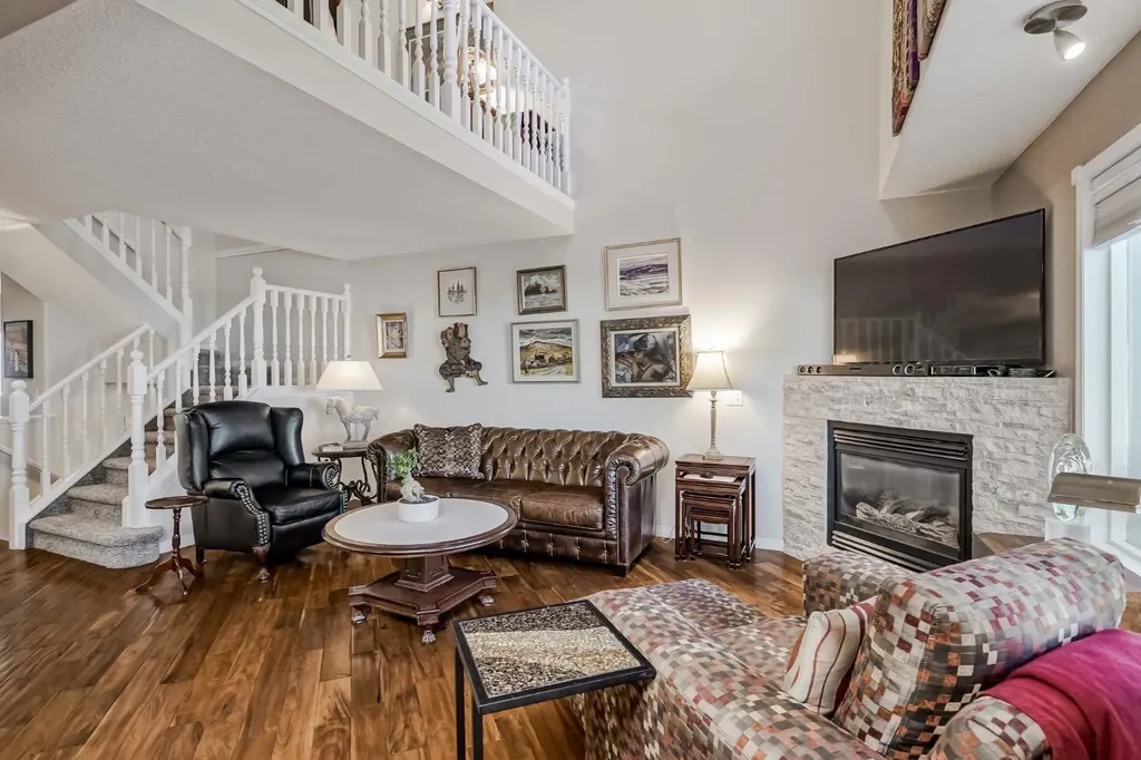 200 Sandstone Drive NW Calgary AB T3K4N7