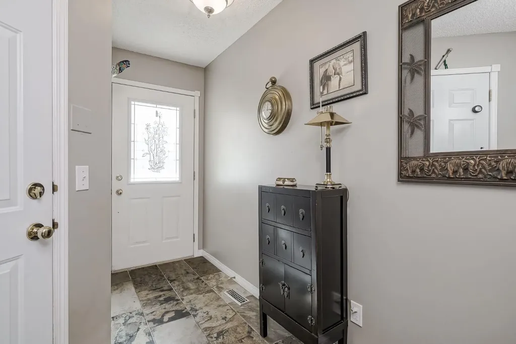 200 Sandstone Drive NW Calgary AB T3K4N7