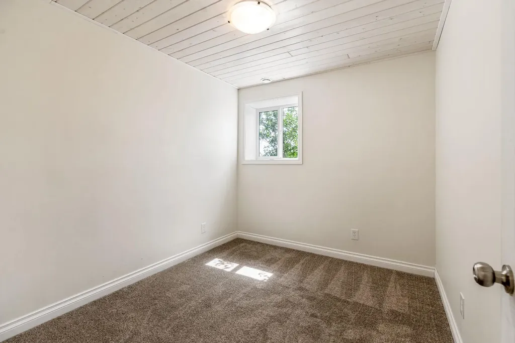 265036 Twp Road 30 Cardston AB T0K 0K0