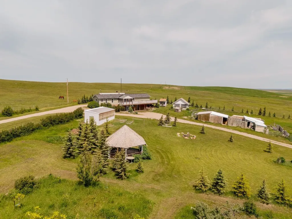 265036 Twp Road 30 Cardston AB T0K 0K0