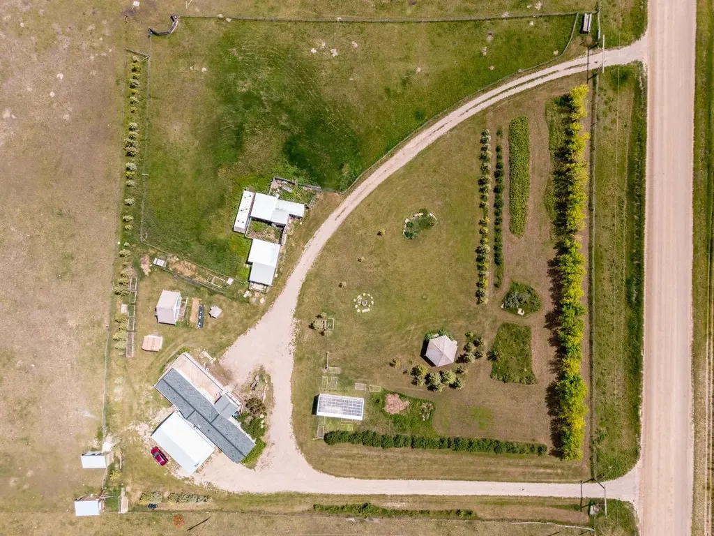 265036 Twp Road 30 Cardston AB T0K 0K0