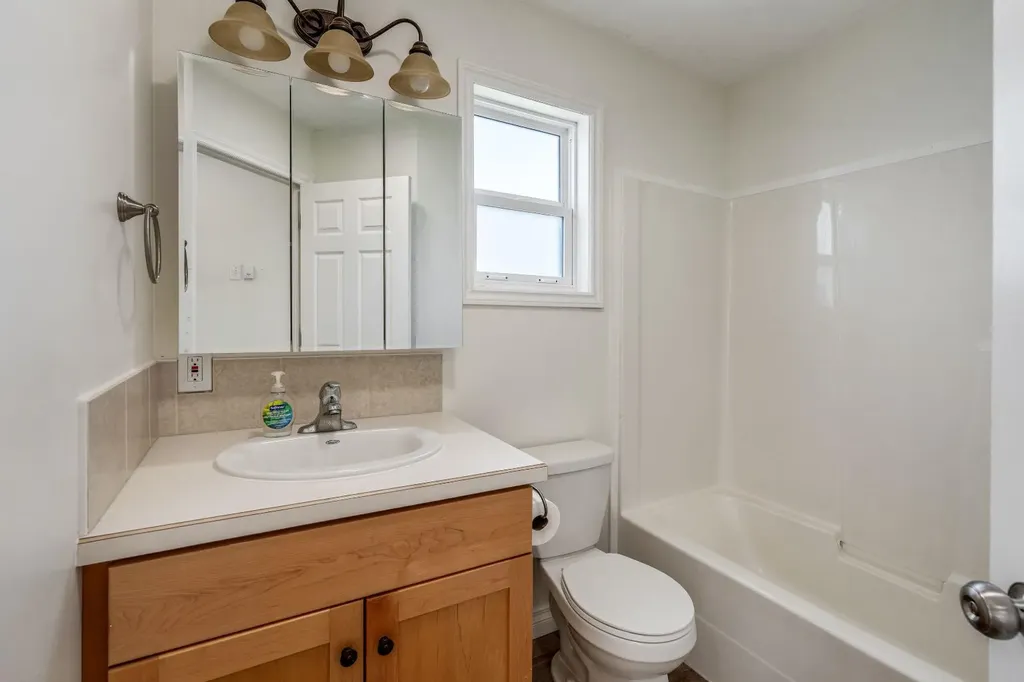 265036 Twp Road 30 Cardston AB T0K 0K0