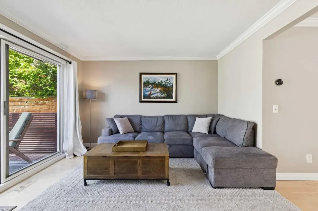 2405 26 Street SW Calgary AB T3E 2A6