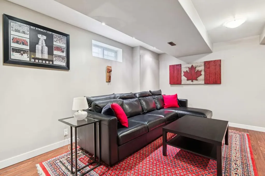 2405 26 Street SW Calgary AB T3E 2A6