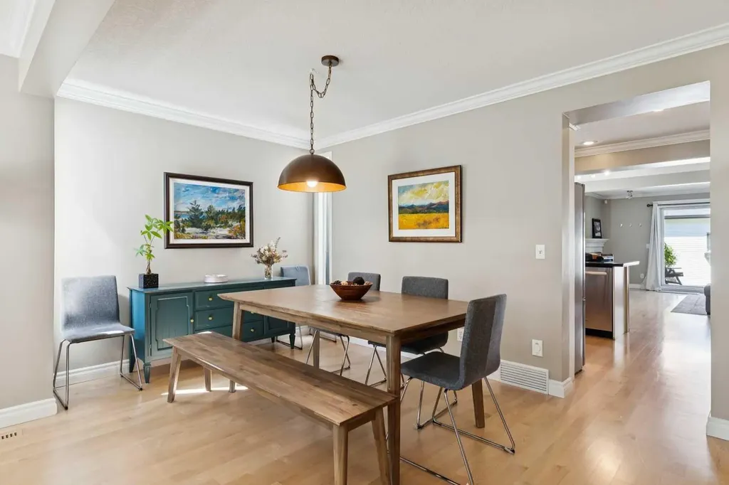 2405 26 Street SW Calgary AB T3E 2A6