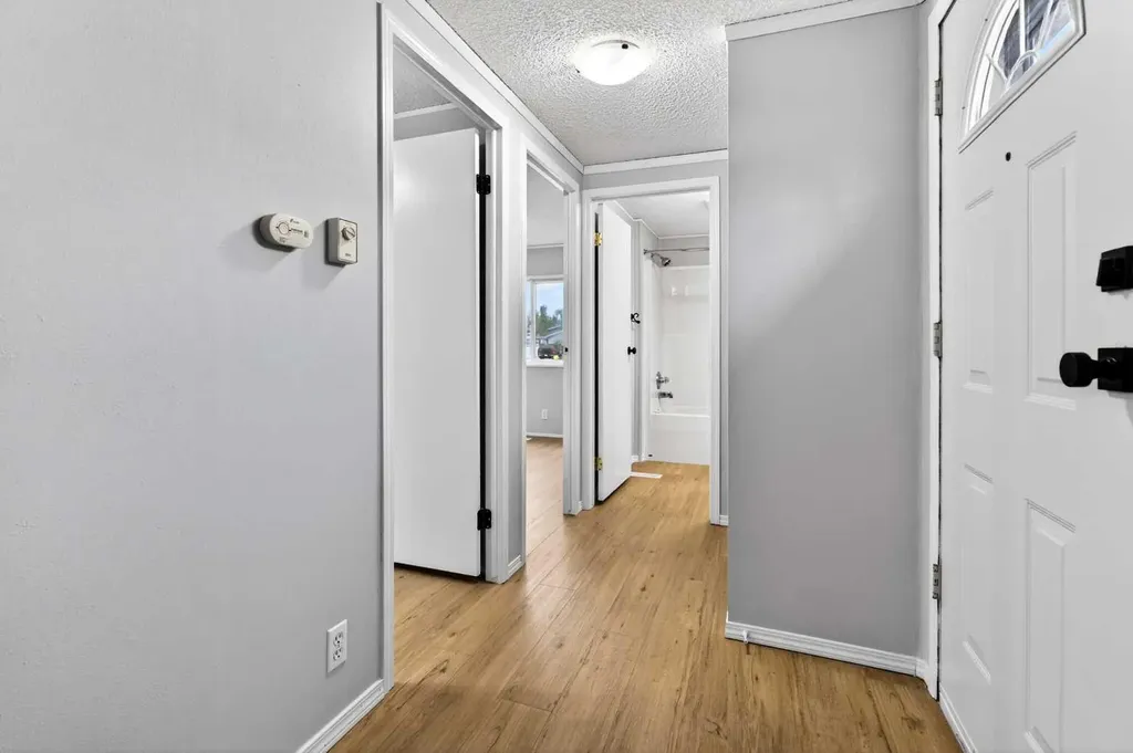 411 5 Street NW Sundre AB T0M 1X0
