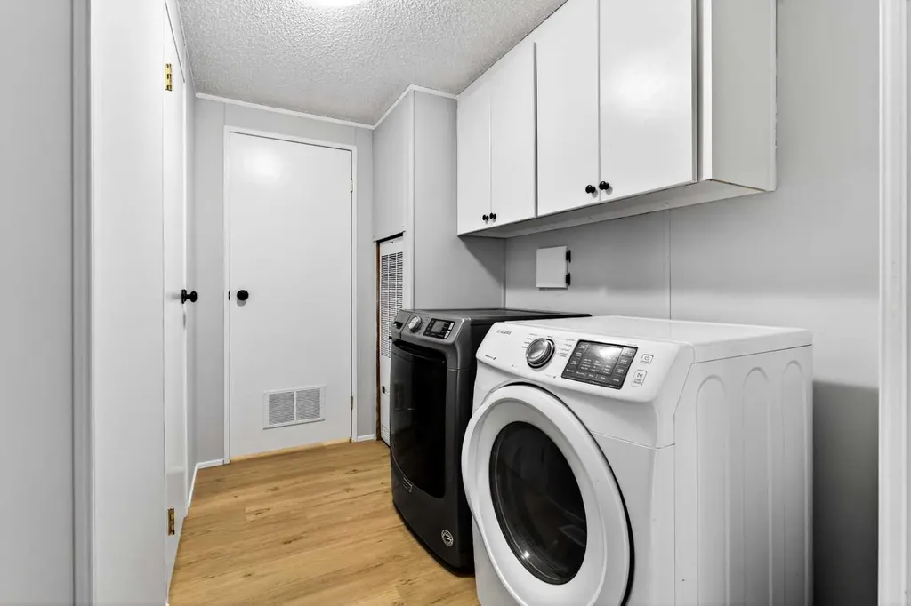 411 5 Street NW Sundre AB T0M 1X0