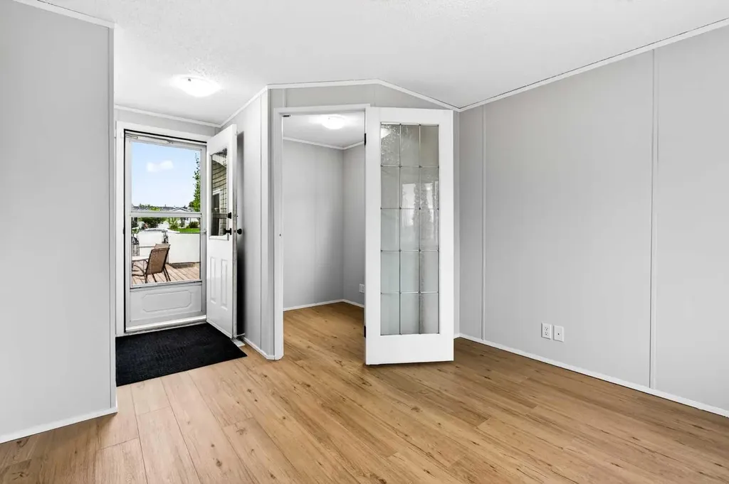 411 5 Street NW Sundre AB T0M 1X0